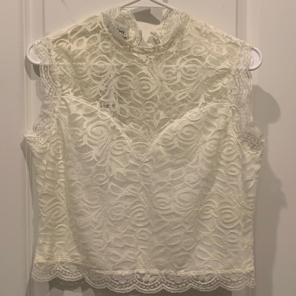 COPY - Bebe, Lace White Top, Size XL. Never Worn, Button Behind Neck.